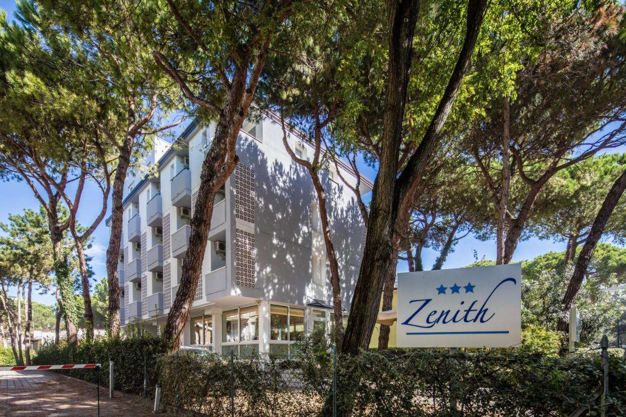 Hotel Meublè Zenith Lignano Sabbiadoro Exterior foto